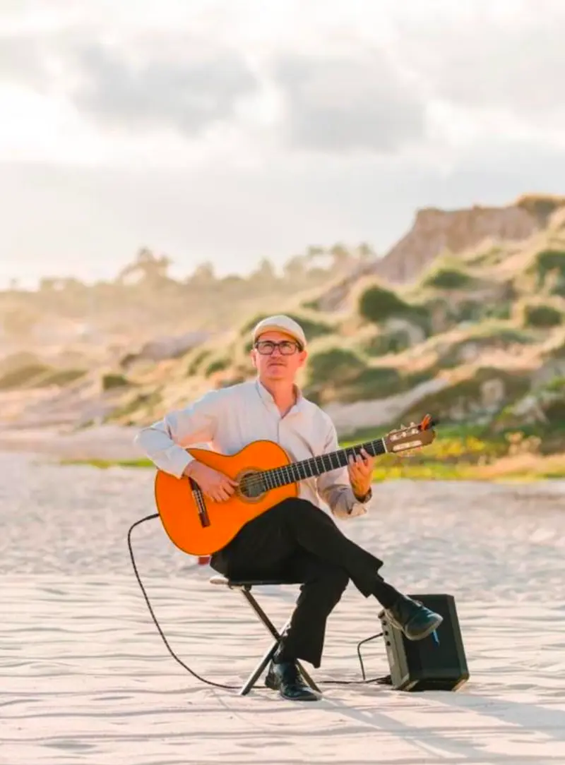 Alonso Aguirre - Guitarist