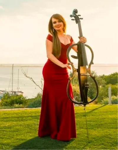 Anabel - Cellist 1